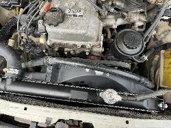 View TOYOTA HILUX 2002 4 Door Utility Breaking