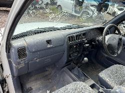 View TOYOTA HILUX 2002 4 Door Utility Breaking