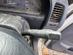 View TOYOTA HILUX 2002 4 Door Utility Breaking