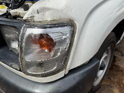 View TOYOTA HILUX 2002 4 Door Utility Breaking