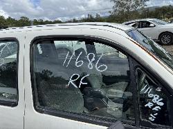 View TOYOTA HILUX 2002 4 Door Utility Breaking