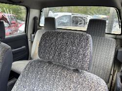View TOYOTA HILUX 2002 4 Door Utility Breaking