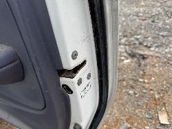 View TOYOTA HILUX 2002 4 Door Utility Breaking