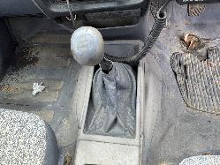 View TOYOTA HILUX 2002 4 Door Utility Breaking