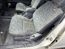 View TOYOTA HILUX 2002 4 Door Utility Breaking