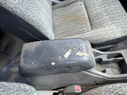 View TOYOTA HILUX 2002 4 Door Utility Breaking
