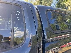 View VOLKSWAGEN AMAROK 2011 4 Door Utility Breaking