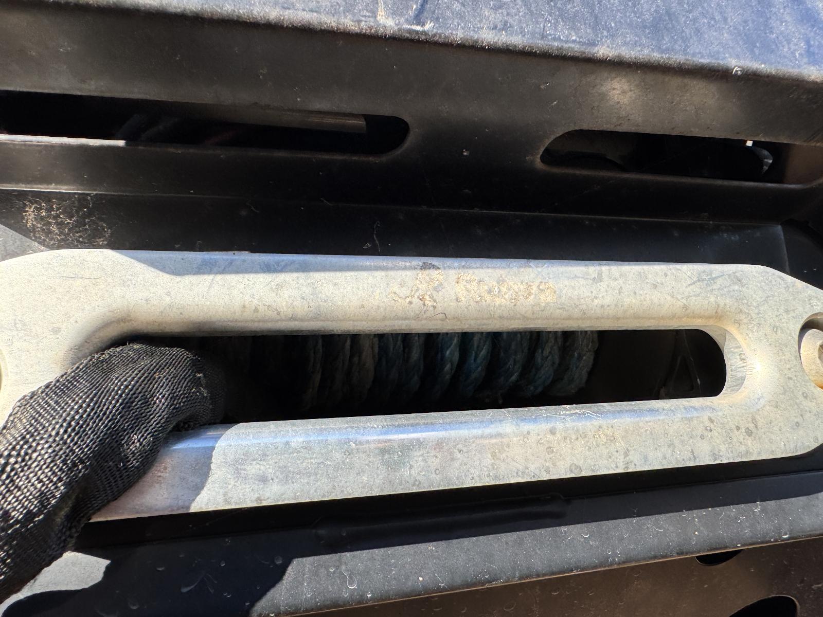 View VOLKSWAGEN AMAROK 2011 4 Door Utility Breaking