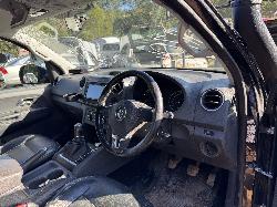 View VOLKSWAGEN AMAROK 2011 4 Door Utility Breaking