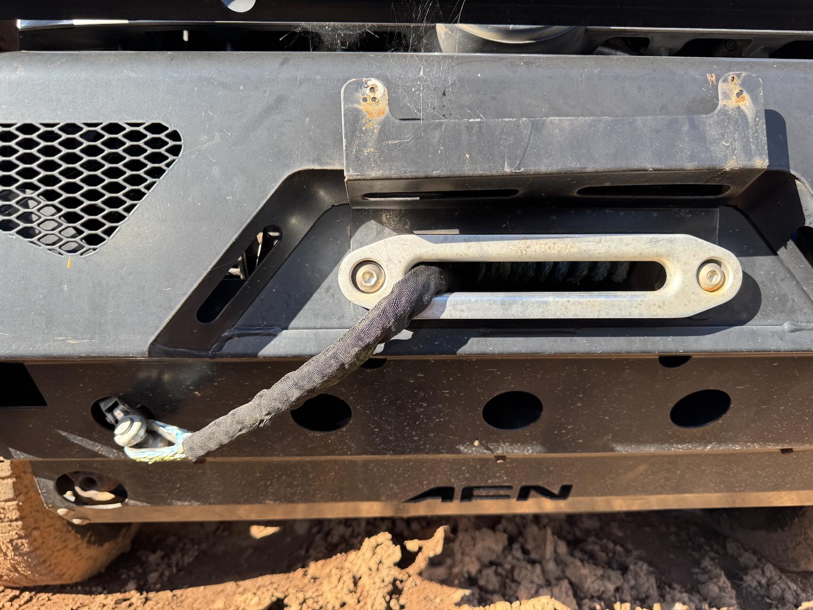 View VOLKSWAGEN AMAROK 2011 4 Door Utility Breaking