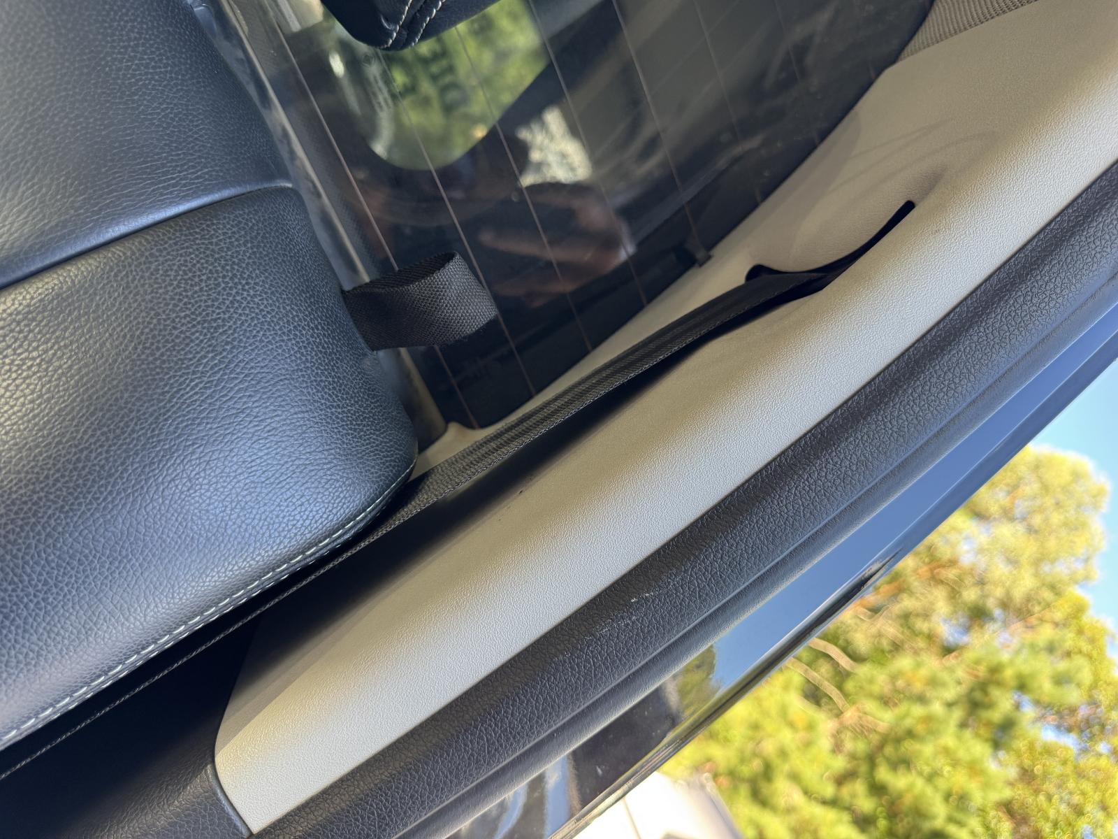 View VOLKSWAGEN AMAROK 2011 4 Door Utility Breaking