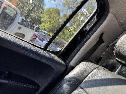 View VOLKSWAGEN AMAROK 2011 4 Door Utility Breaking