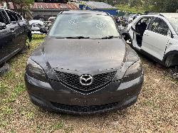 View MAZDA 3 2006 4 Door Hatchback Breaking