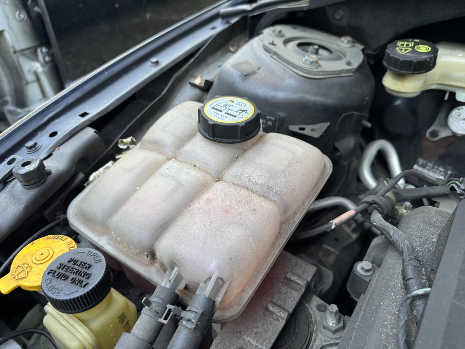 View MAZDA 3 2006 4 Door Hatchback Breaking
