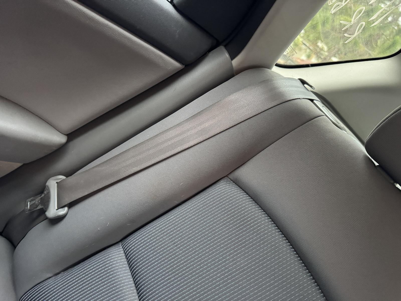 View MAZDA 3 2006 4 Door Hatchback Breaking