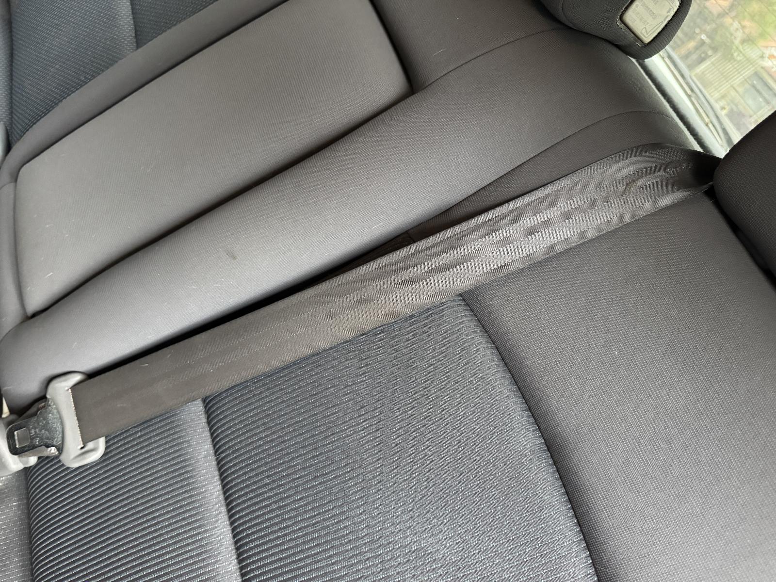 View MAZDA 3 2006 4 Door Hatchback Breaking