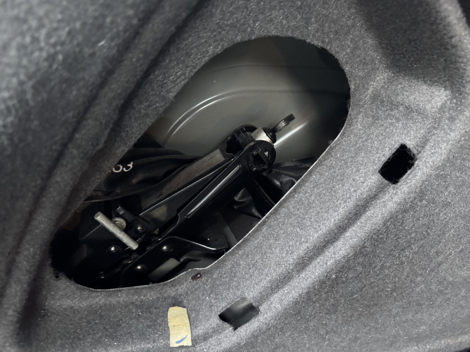 View MAZDA 3 2006 4 Door Hatchback Breaking
