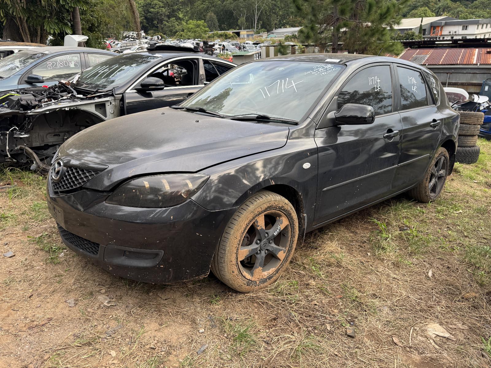 View MAZDA 3 2006 4 Door Hatchback Breaking