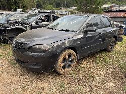 View MAZDA 3 2006 4 Door Hatchback Breaking