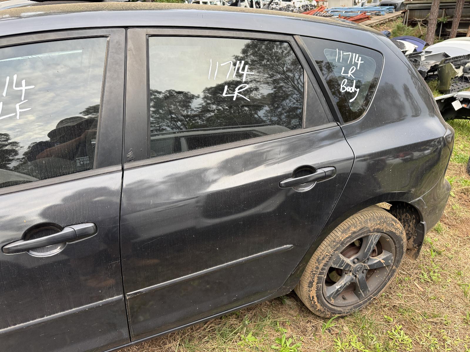 View MAZDA 3 2006 4 Door Hatchback Breaking