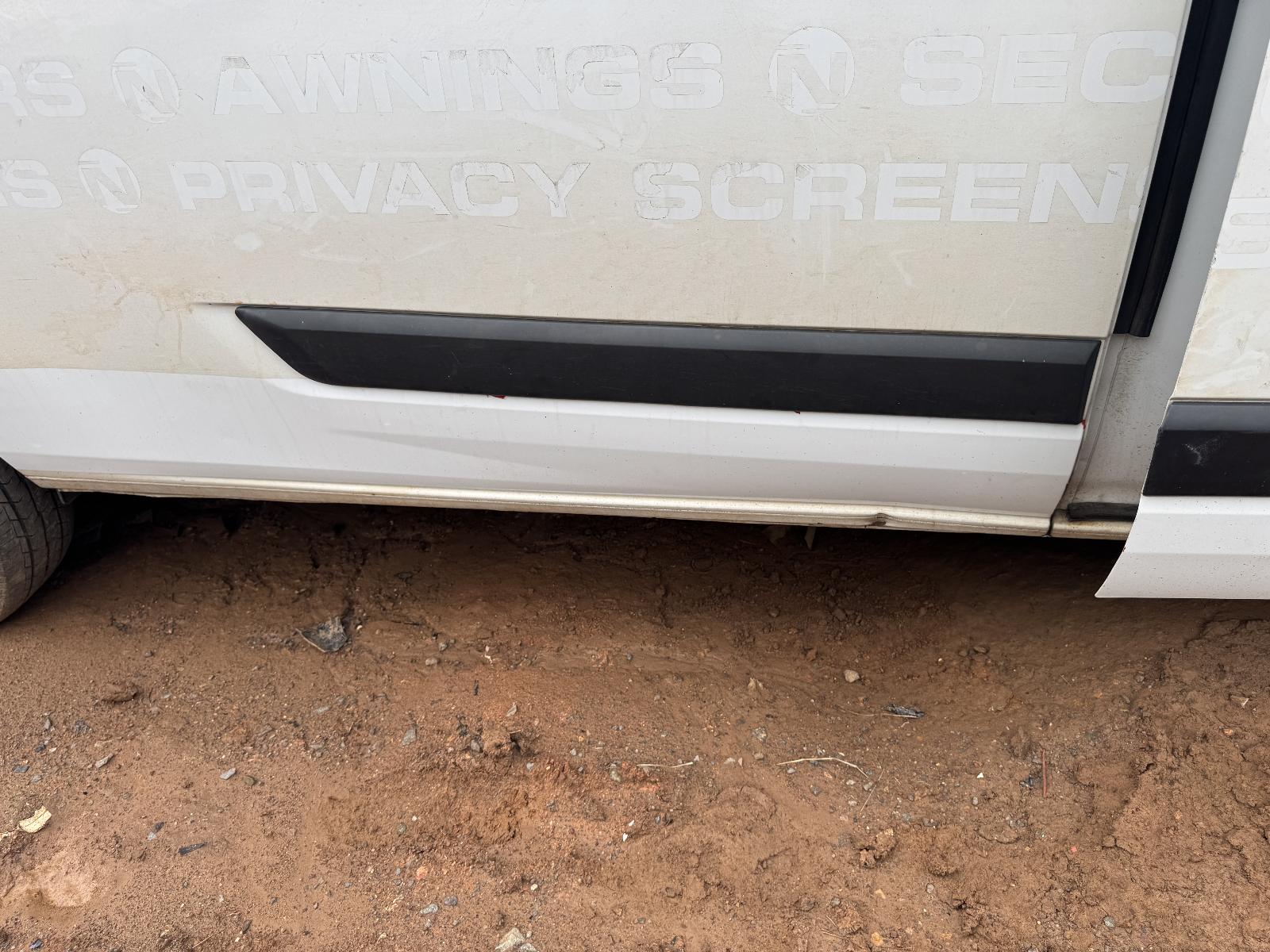 View FORD TRANSIT CUSTOM 2018   Breaking