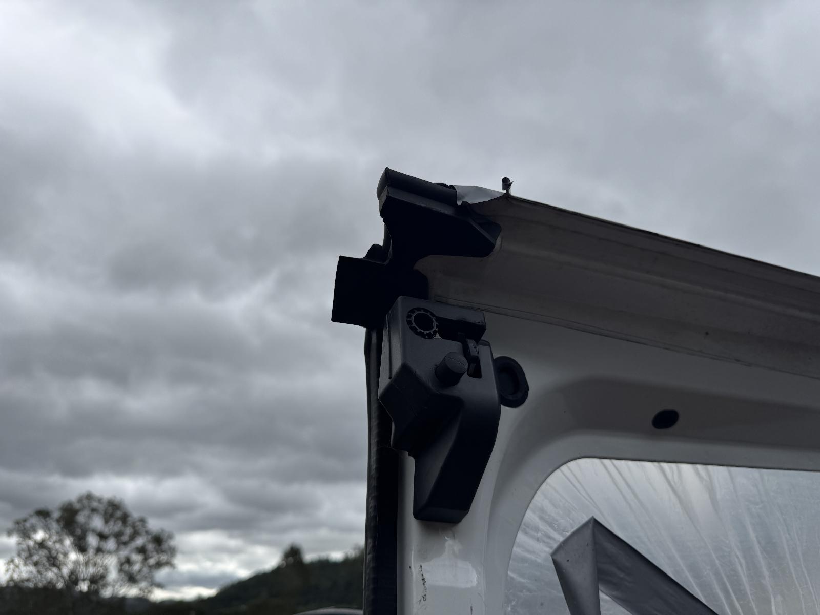 View FORD TRANSIT CUSTOM 2018   Breaking