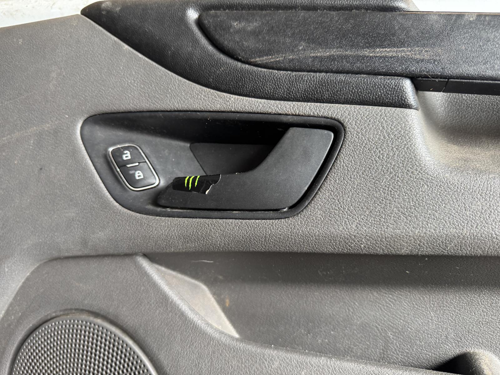 View FORD TRANSIT CUSTOM 2018   Breaking