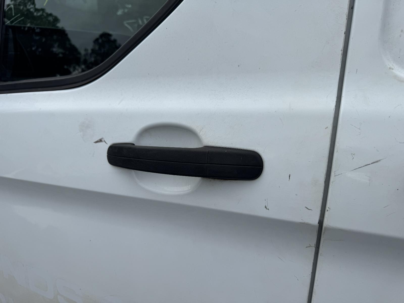 View FORD TRANSIT CUSTOM 2018   Breaking