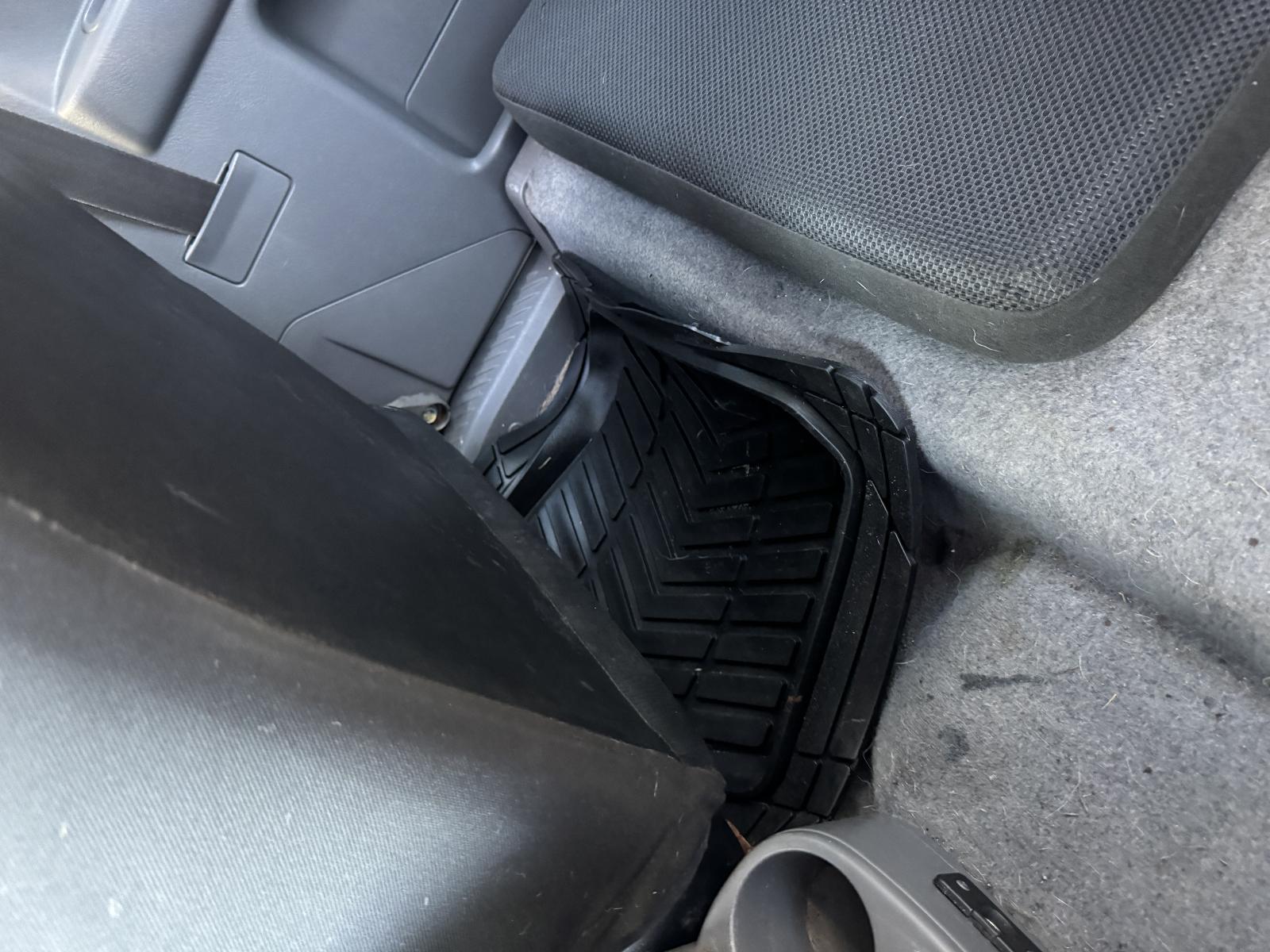 View MAZDA BT50 2011 2 Door Utility Breaking