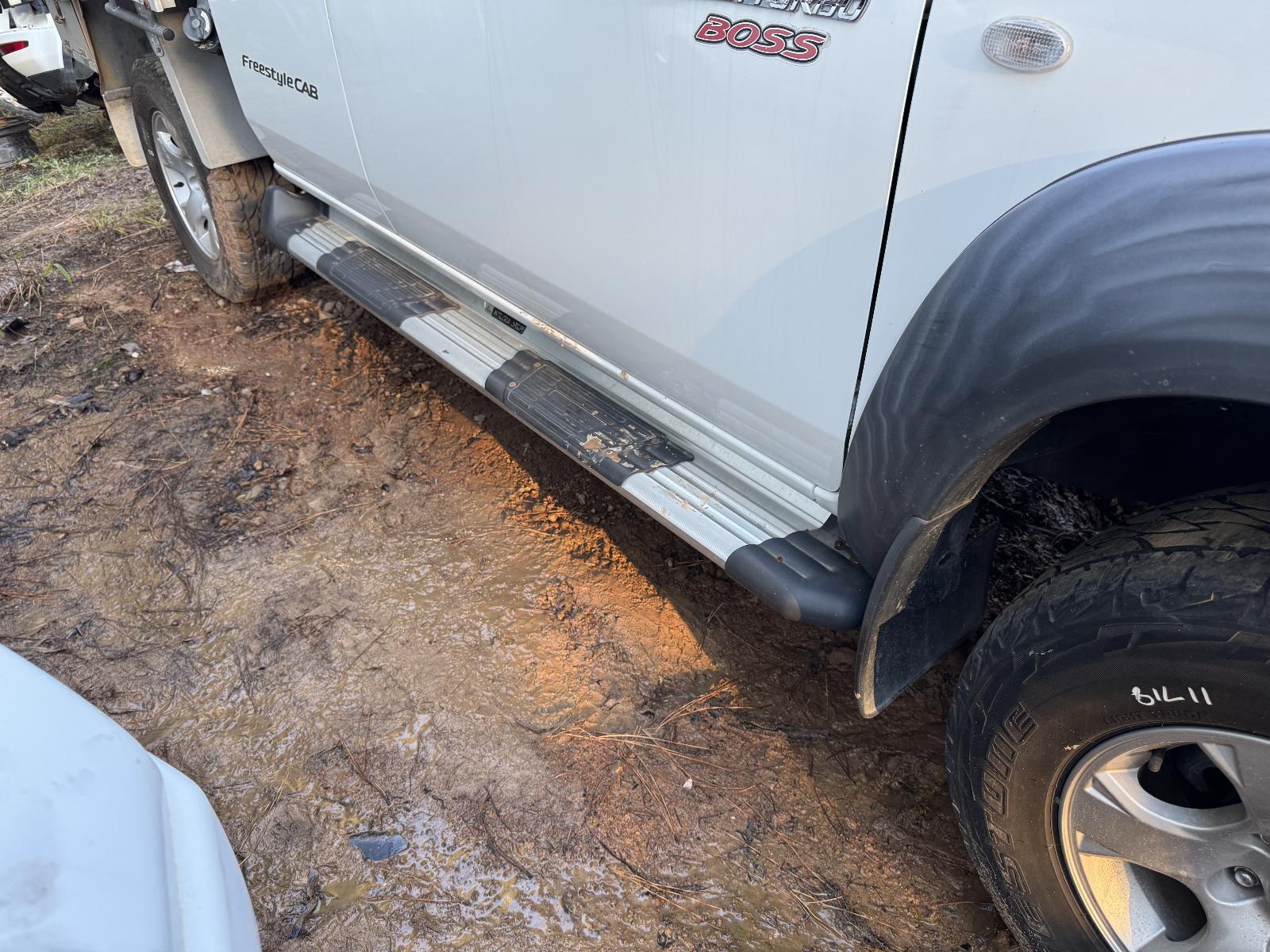 View MAZDA BT50 2011 2 Door Utility Breaking