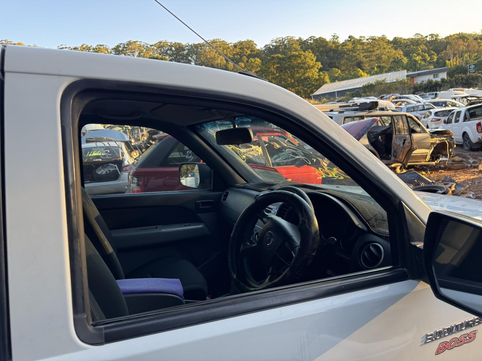 View MAZDA BT50 2011 2 Door Utility Breaking