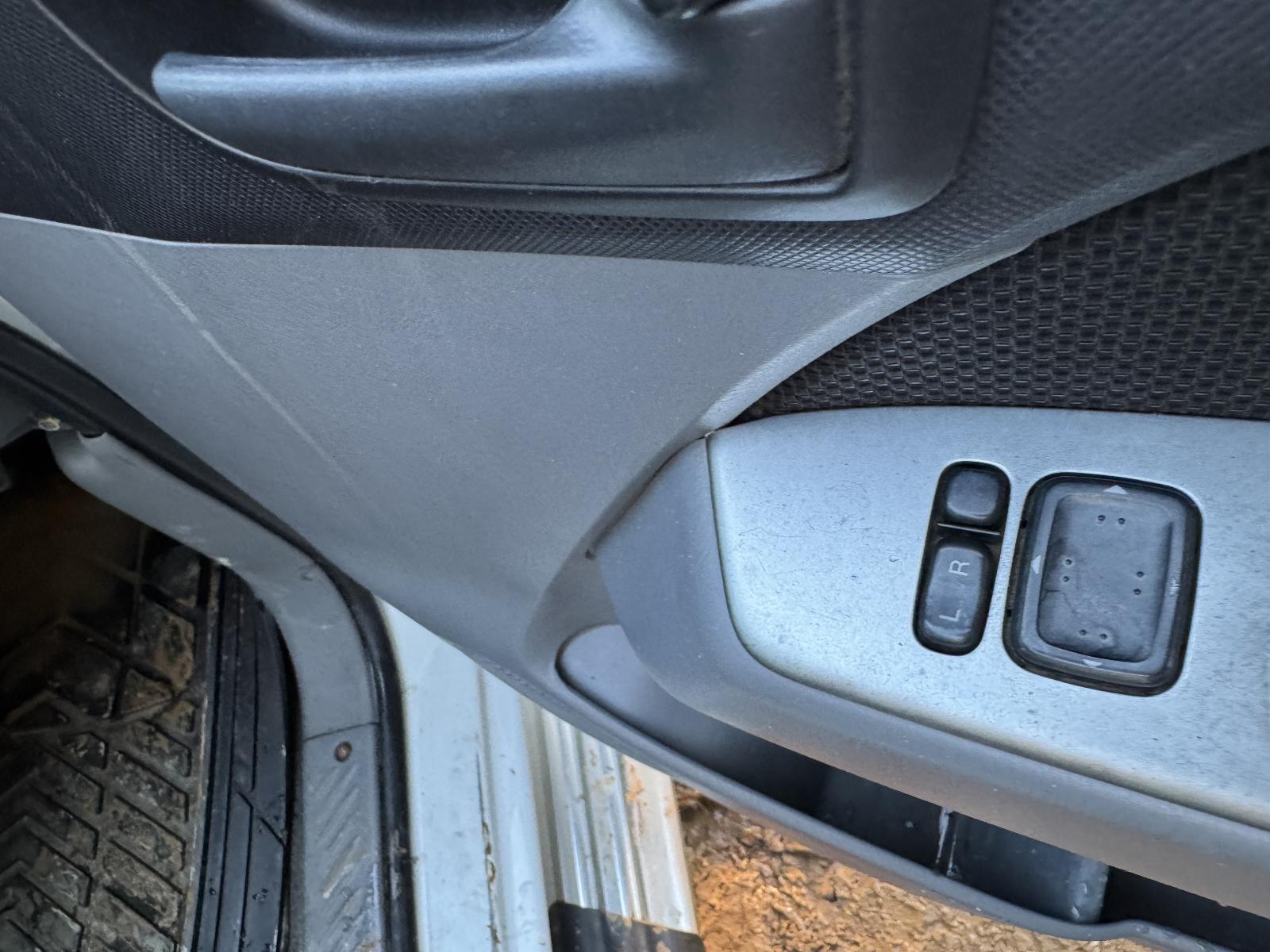 View MAZDA BT50 2011 2 Door Utility Breaking