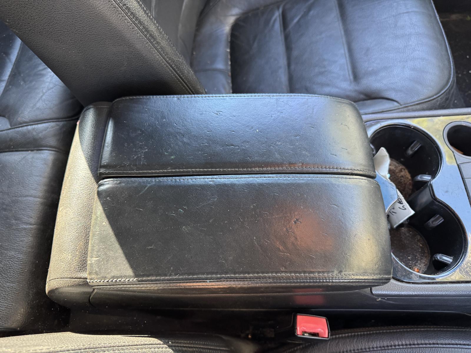 View VOLKSWAGEN TOUAREG 2011 5 Door Station Wagon Breaking