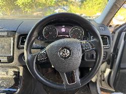 View VOLKSWAGEN TOUAREG 2011 5 Door Station Wagon Breaking