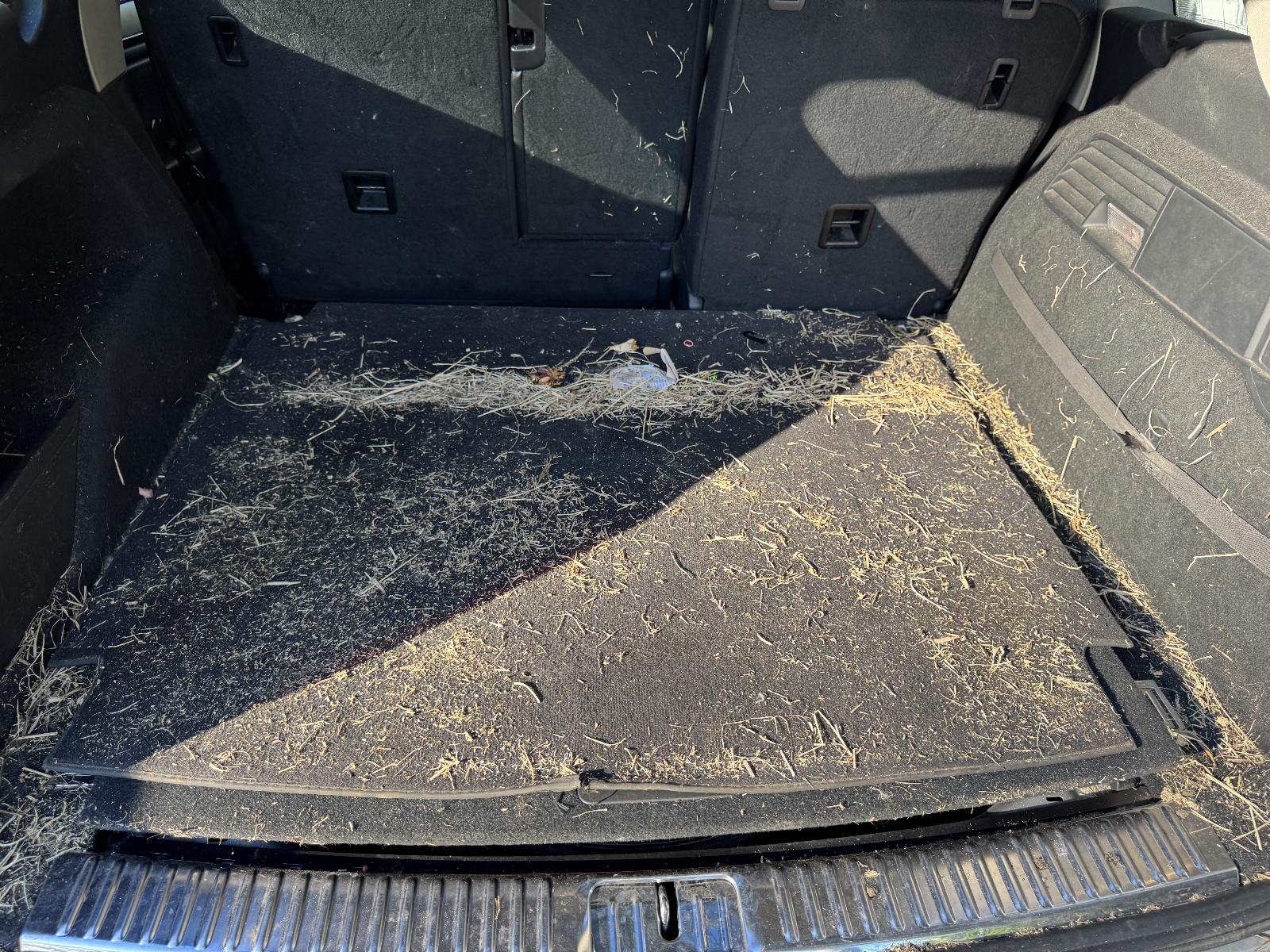 View VOLKSWAGEN TOUAREG 2011 5 Door Station Wagon Breaking