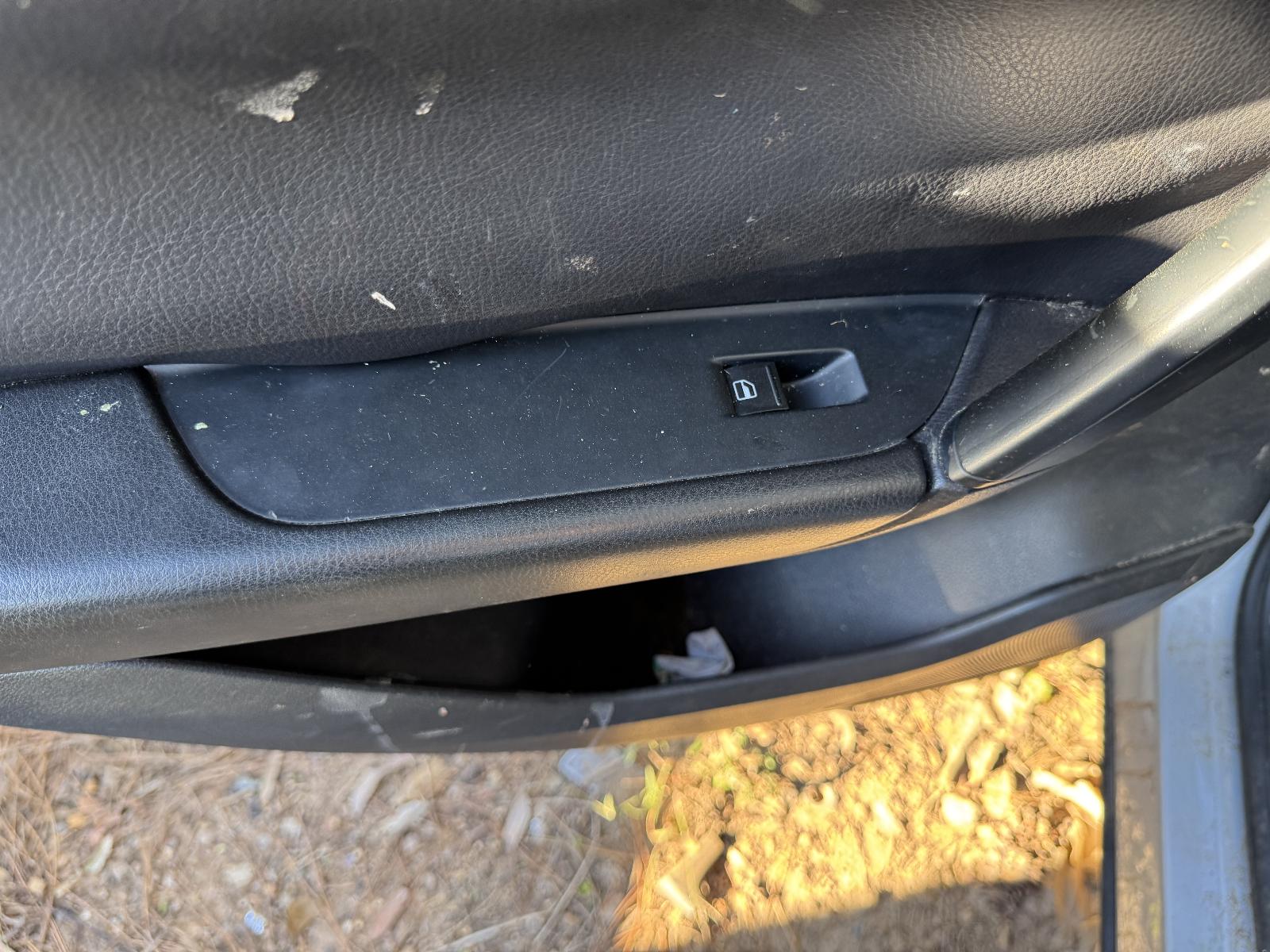 View VOLKSWAGEN TOUAREG 2011 5 Door Station Wagon Breaking