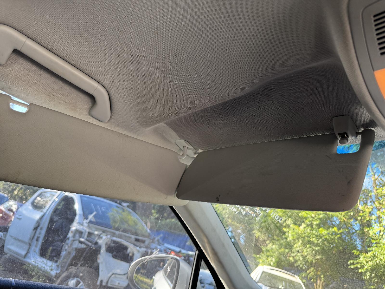 View VOLKSWAGEN TOUAREG 2011 5 Door Station Wagon Breaking