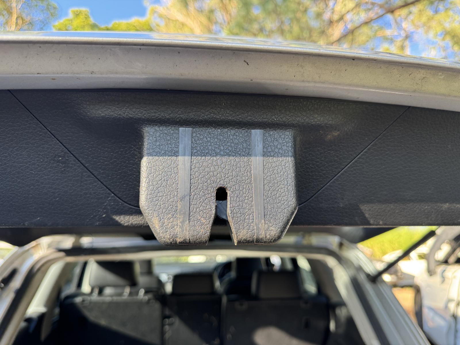 View VOLKSWAGEN TOUAREG 2011 5 Door Station Wagon Breaking
