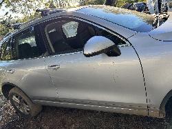 View VOLKSWAGEN TOUAREG 2011 5 Door Station Wagon Breaking