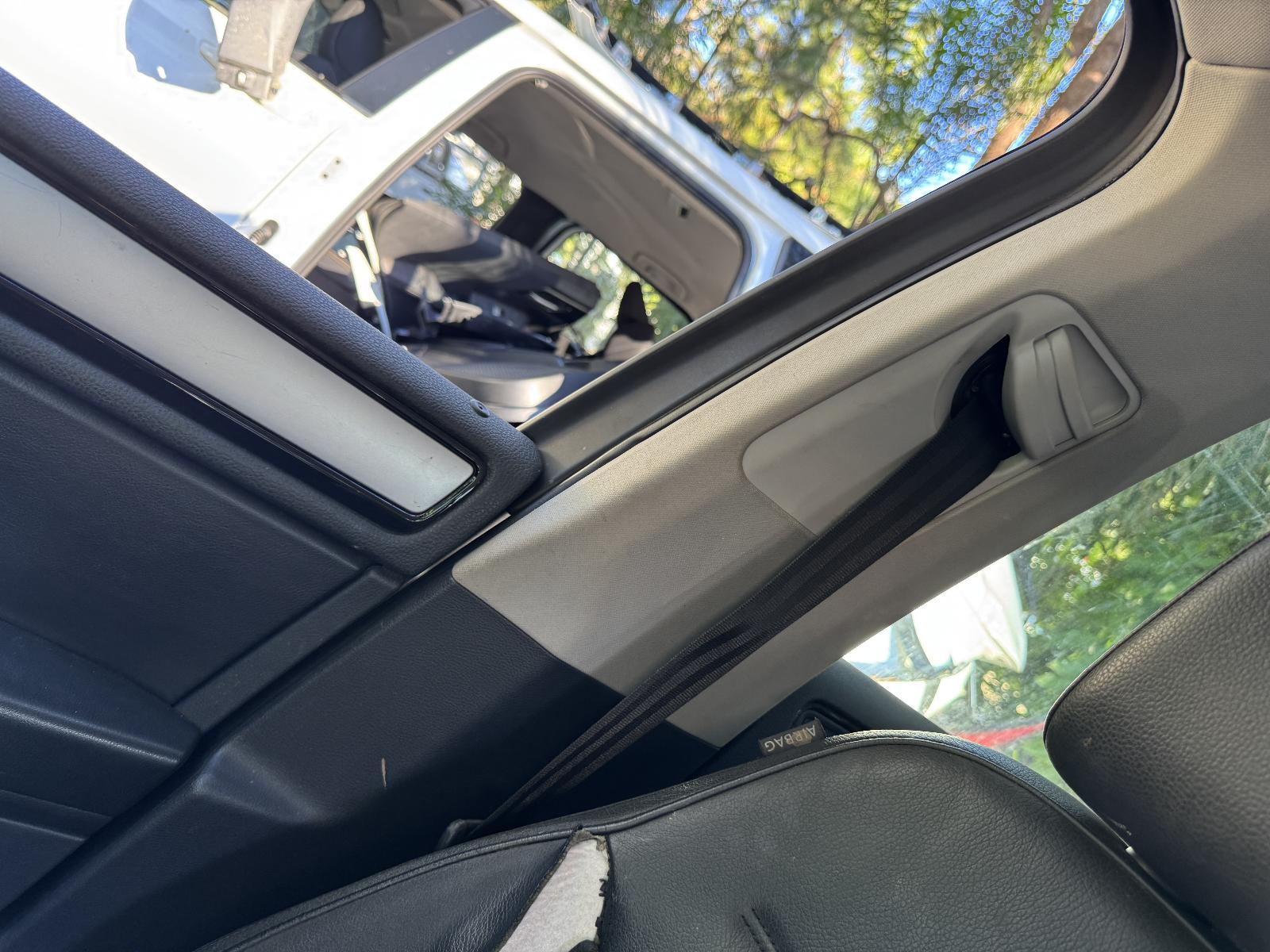 View VOLKSWAGEN TOUAREG 2011 5 Door Station Wagon Breaking