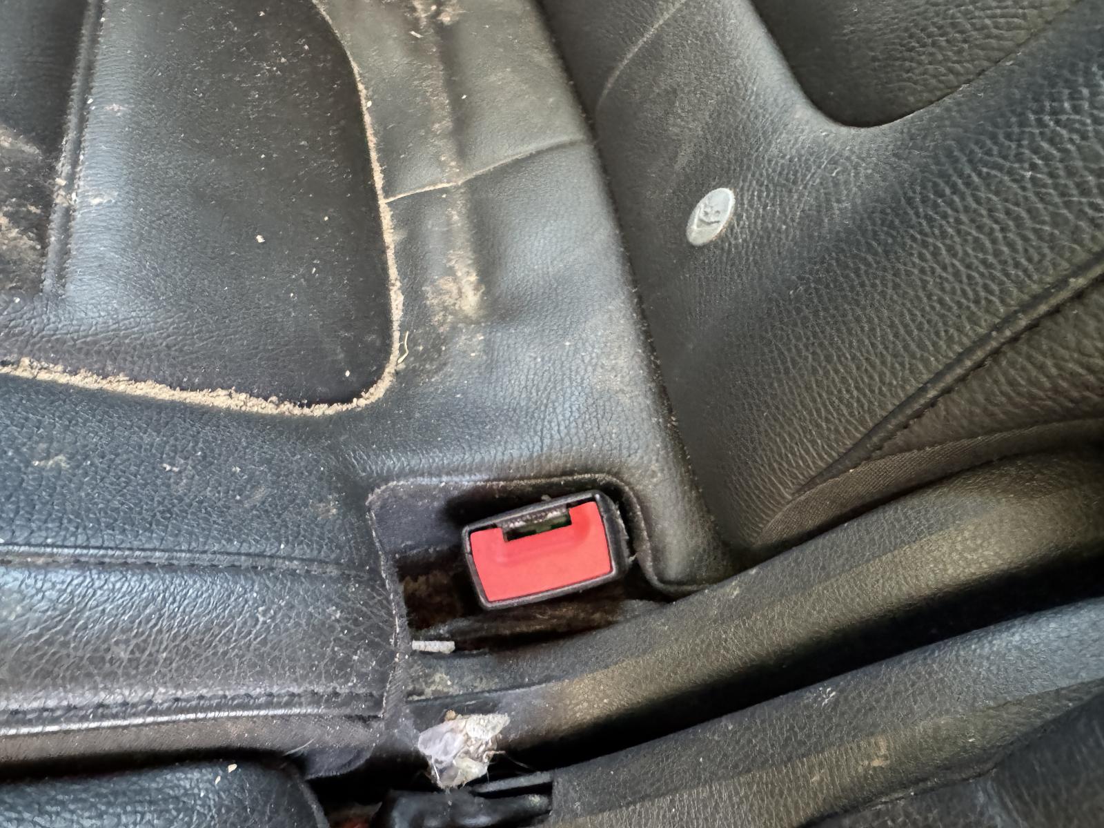 View VOLKSWAGEN TOUAREG 2011 5 Door Station Wagon Breaking