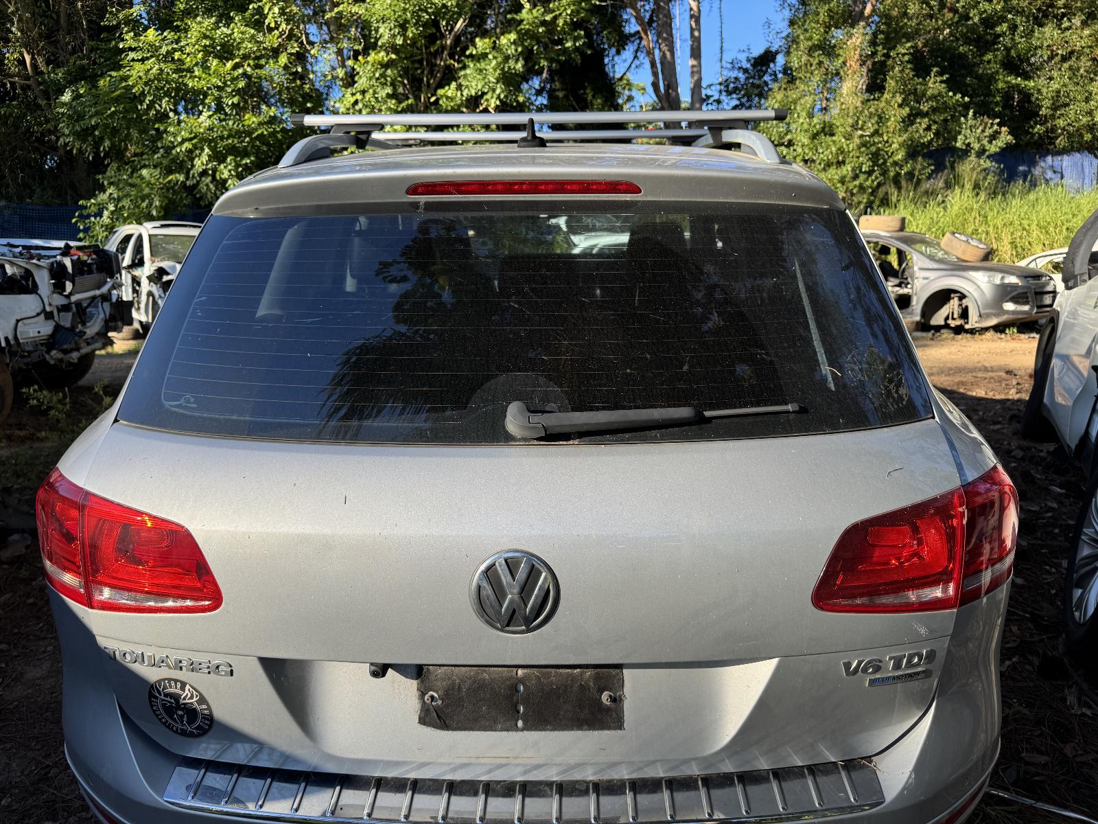 View VOLKSWAGEN TOUAREG 2011 5 Door Station Wagon Breaking