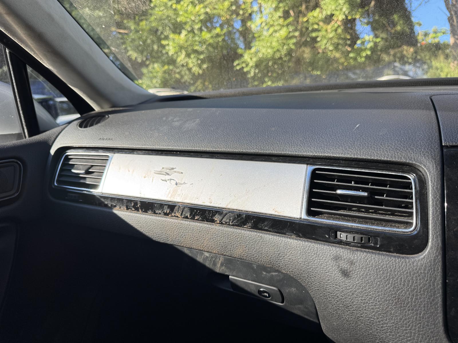 View VOLKSWAGEN TOUAREG 2011 5 Door Station Wagon Breaking