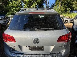 View VOLKSWAGEN TOUAREG 2011 5 Door Station Wagon Breaking