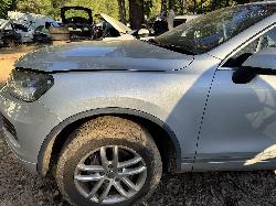 View VOLKSWAGEN TOUAREG 2011 5 Door Station Wagon Breaking