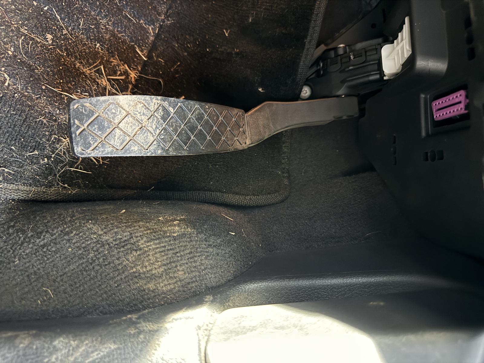 View VOLKSWAGEN TOUAREG 2011 5 Door Station Wagon Breaking