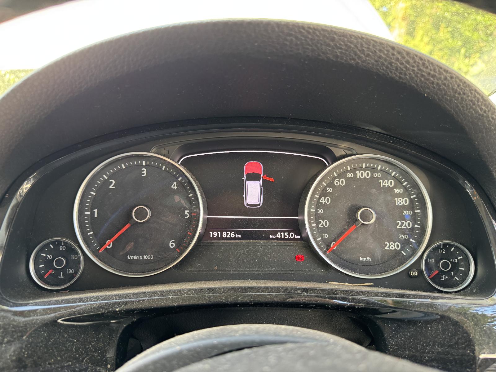View VOLKSWAGEN TOUAREG 2011 5 Door Station Wagon Breaking