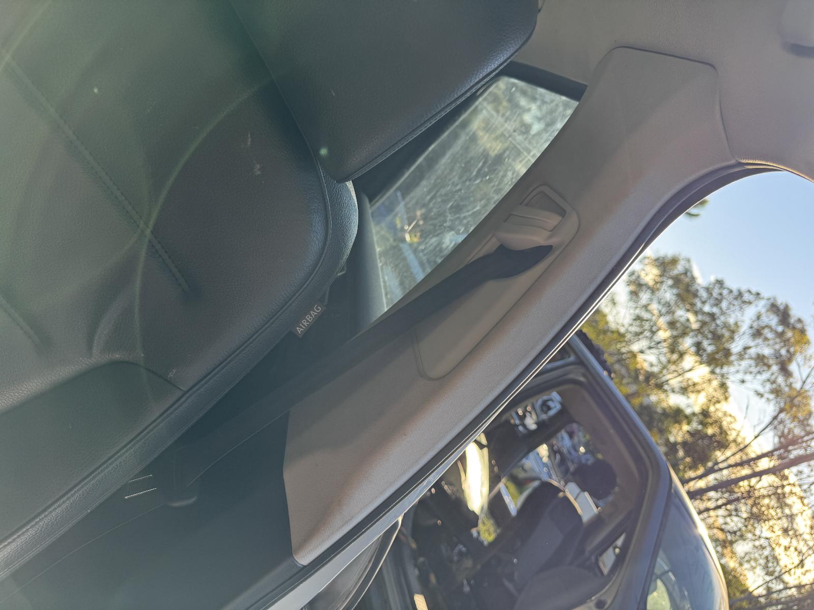 View VOLKSWAGEN TOUAREG 2011 5 Door Station Wagon Breaking