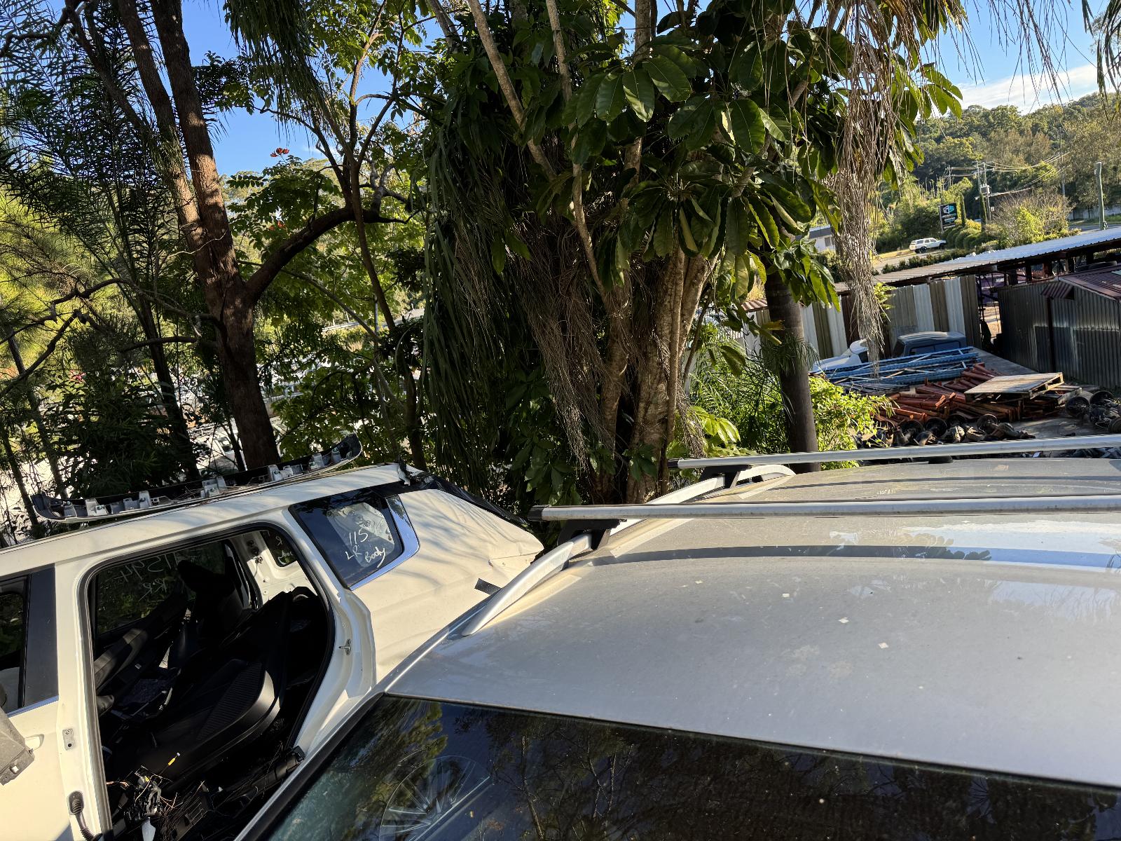 View VOLKSWAGEN TOUAREG 2011 5 Door Station Wagon Breaking