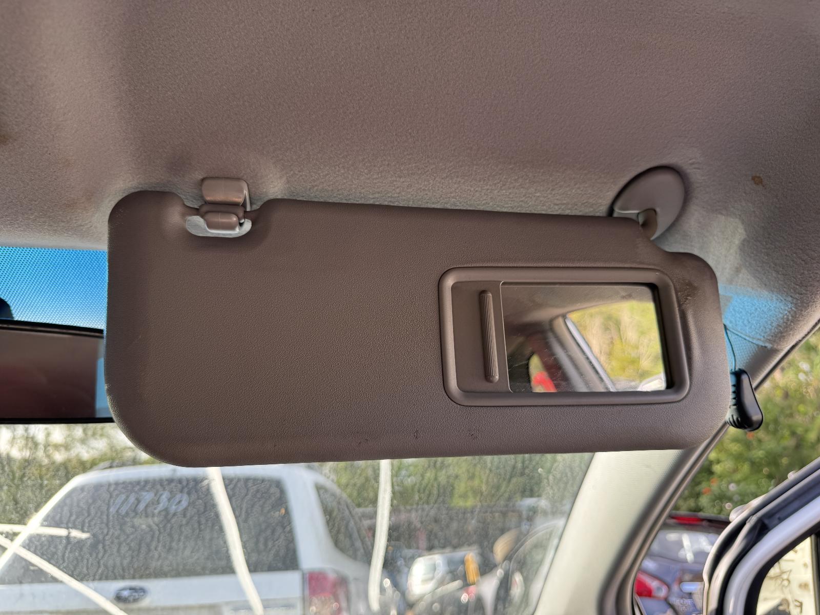 View TOYOTA YARIS 2006 3 Door Hatchback Breaking